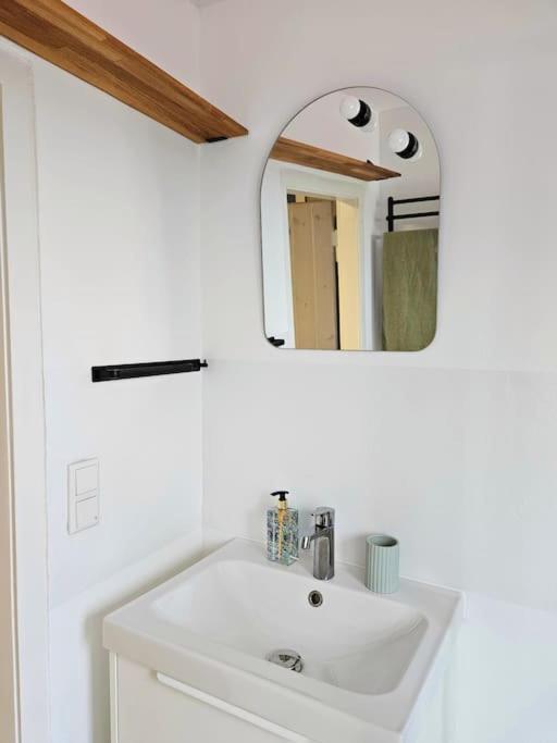 Dachnest Mit Terasse & Sauna Oerlinghausen Exterior photo